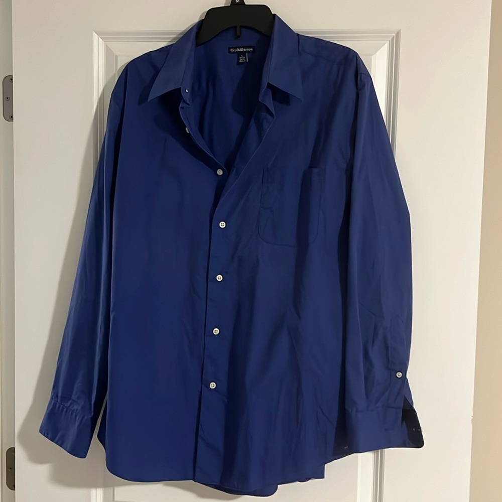 Croft & Barrow dress shirt blue 16 1/2- 17